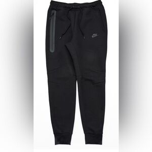 Nike Sportswear Men’s Tech Fleece Joggers